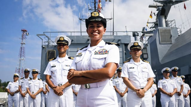 Confirmado por la Armada Nacional | Buscan hombres y mujeres para integrar el Cuerpo Administrativo: salario supera el millón de pesos