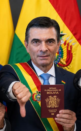 Oficial | Bolivia, Chile y Colombia prohíben la salida e ingreso del país a quienes hayan postergado este trámite con su pasaporte