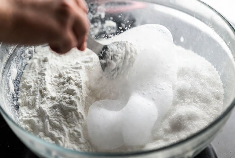 Combinar bicarbonato sódico con detergente y azúcar: para qué se utiliza y por qué lo aconsejan