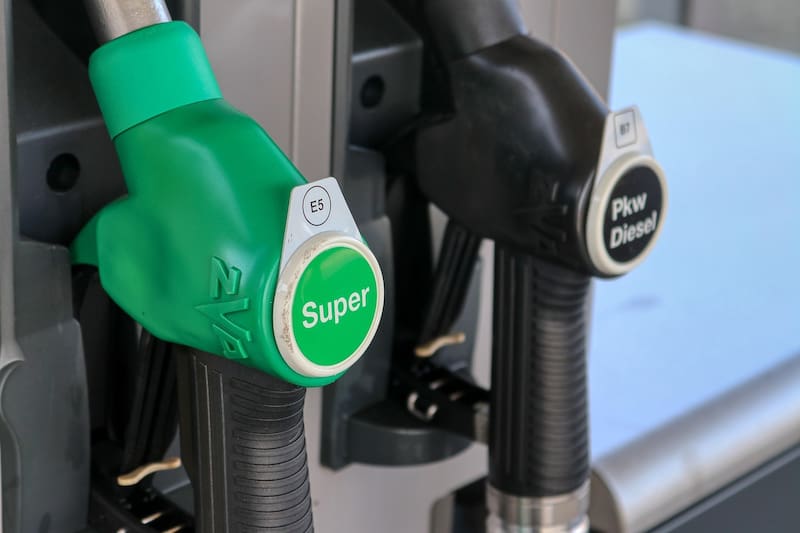 El precio del litro de combustible en España (foto: Pixabay).