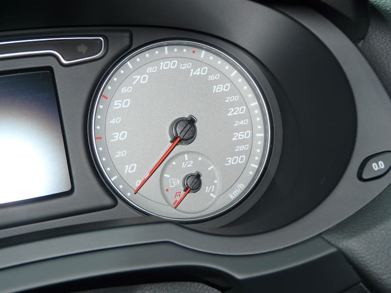 El precio del litro de combustible en España (foto: Pixabay).