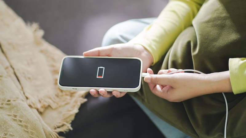 Cómo hacer que el celular cargue sin energía de red en casa.