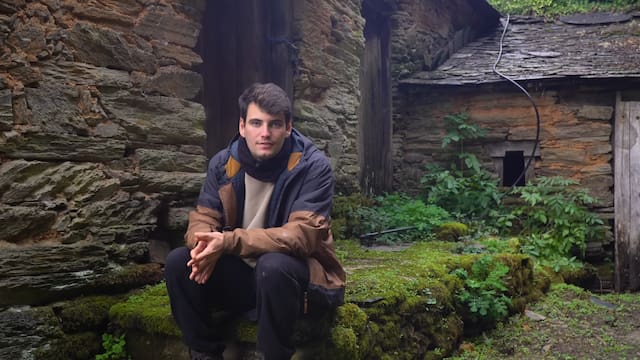 Compra una casa abandonada en Europa con 24 años y se propone a restaurarla: “Quiero un cambio de vida para vivir con más calma”