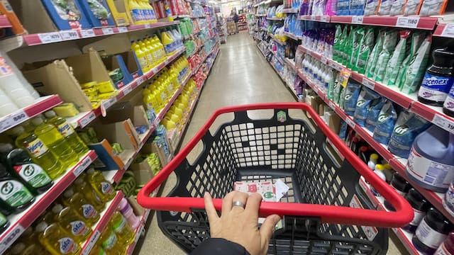 Ni el Buen Fin sirvió: Así cayó el consumo privado en noviembre