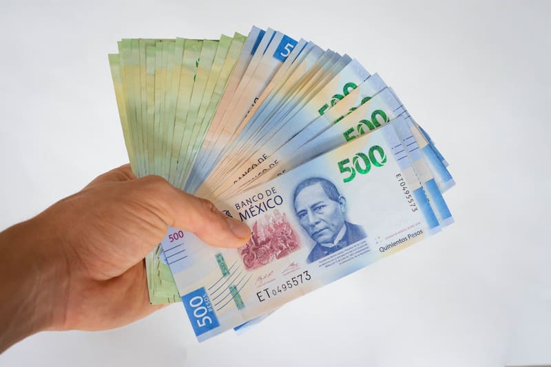 Con el nuevo criterio del IMSS, quienes cumplen con los requisitos establecidos serán reconocidos con pagos más altos sin necesidad de realizar trámites adicionales. Checa a continuación quiénes serán los beneficiados y cómo aplicará el aumento.