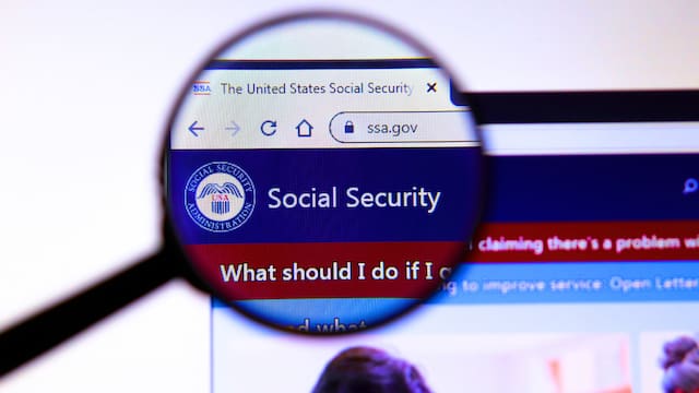 Se confirma la peor noticia | El Seguro Social podría perder todos sus fondos para este año y se suspenderán todas las jubilaciones