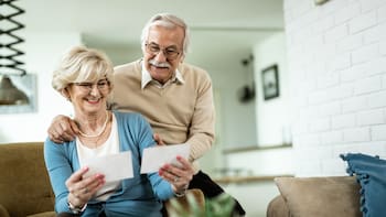 Santander, BBVA y CaixaBank adelantan el pago de las pensiones y jubilaciones: cuándo cobro en julio