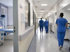 El Gobierno definió cómo se aplicará el cobro de la salud a extranjeros en hospitales