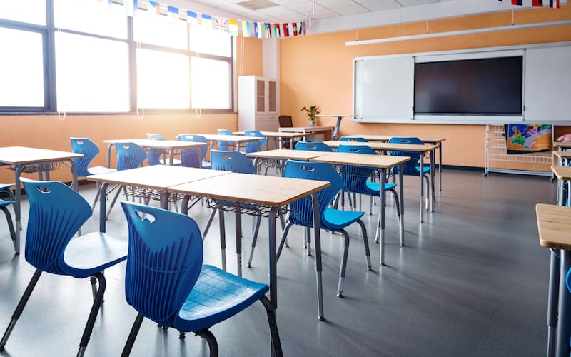 El jueves 10 comenzarán las clases en Extremadura (foto: Shutterstock).