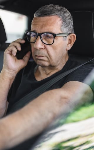 Fin de la licencia de conducir para los mayores de 65 años: ya no podrán salir a manejar si no cumplen este requisito