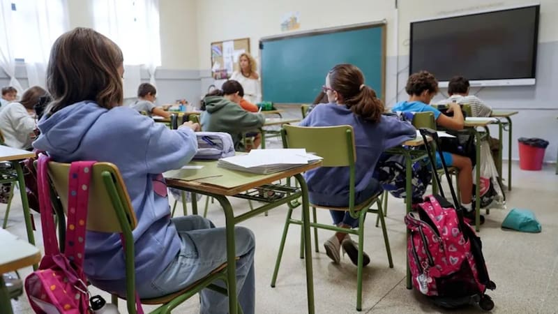 Confirmado por Educación | Este jueves y viernes no habrá clases y los alumnos tendrán un fin de semana largo. Foto: EFE