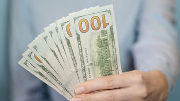 ¿Hay que declarar el dinero en efectivo guardado en casa? Hacienda española responde sobre el Modelo 720