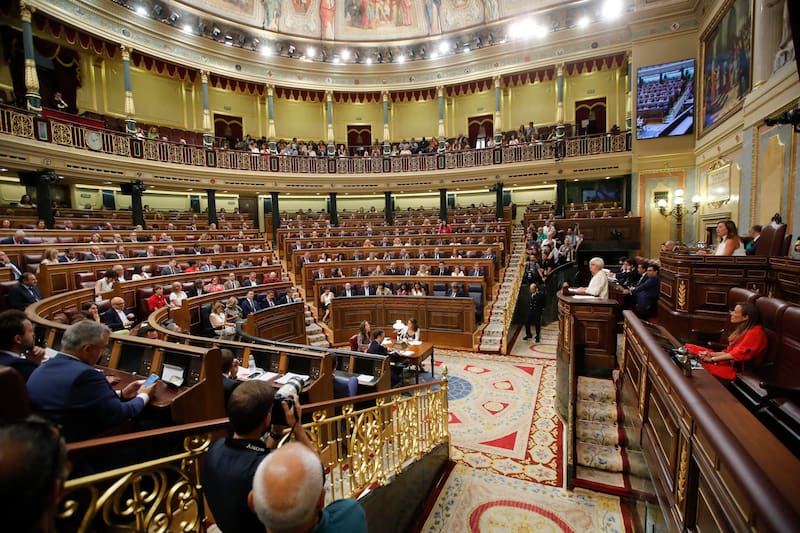 El Congreso aprobó la gratuidad del transporte en las Baleares y Canarias.