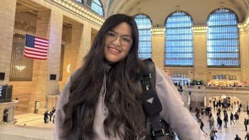 Coni Alamos tiene 23 años y emigró a Estados Unidos: “Gané 960 dólares en un día teniendo dos trabajos”