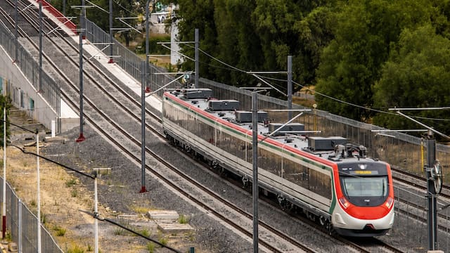Construyen cuatro estaciones de trenes para unir el norte del país y más de 50 puentes para mejorar la conexión en México