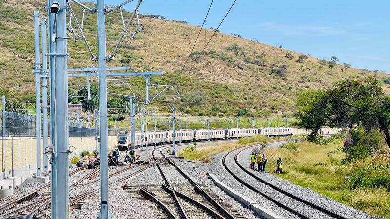 Construyen cuatro estaciones de trenes para unir el norte del país y más de 50 puentes para mejorar la conexión en México