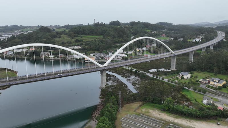 Construyen dos viaductos que conectará estas importantes localidades. Foto: Ministerio de Transportes y Movilidad Sostenible