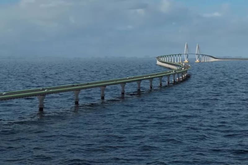 Construyen el puente maritímo más grande del continente