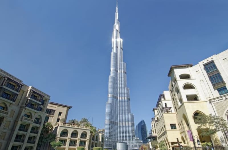 Construyen la “ciudad vertical” más grande de la historia | Mide 828 metros de altura y alberga apartamentos, oficinas y hoteles.