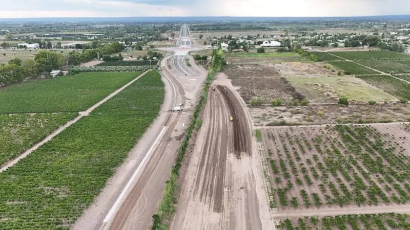 Construyen una de las obras más importantes de la región