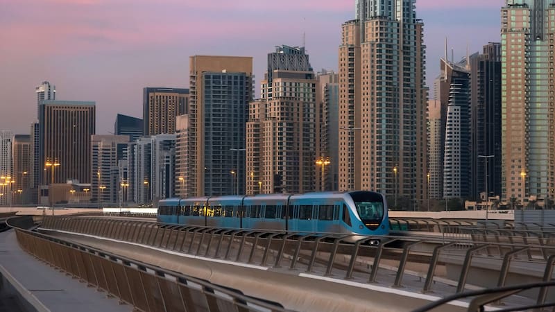 Construyen una nueva línea de trenes que posicionará a esta ciudad como “la mejor del mundo”: invertirán USD 9000 millones. Foto: Shutterstock