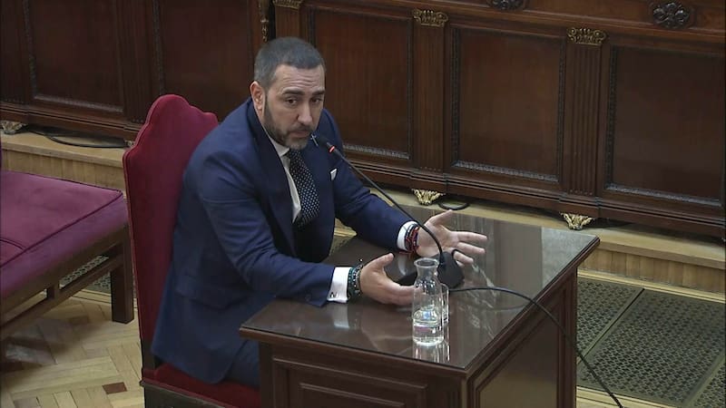 El empresario Víctor de Aldama este miércoles en su declaración en la sede del Tribunal Supremo, donde tiene lugar el juicio al exministro José Luis Ábalos, a su exasesor Koldo García y al empresario Víctor de Aldama.