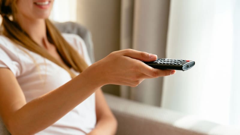 Por qué el número 5 del control remoto tiene un relieve y por qué es tan importante este detalle