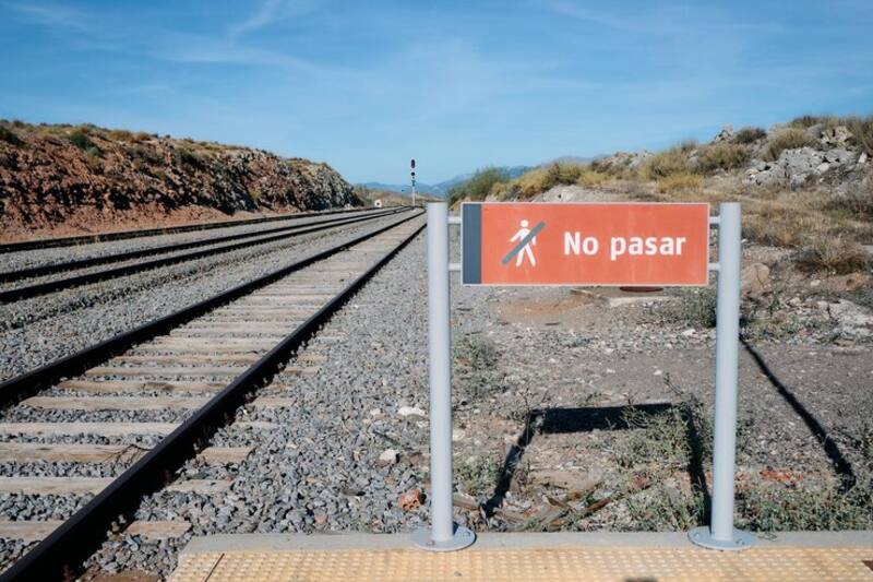Corte de trenes y carreteras en todo el país: estas son las zonas por las que no podrás circular.