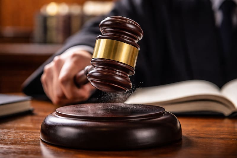 Los magistrados consideraron que conceder la suspensión preserva derechos fundamentales, como la privacidad y la protección de datos personales, sin afectar el orden público.