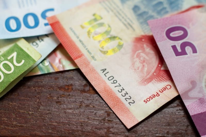 La cotización de las principales monedas en México (foto: Freepik).