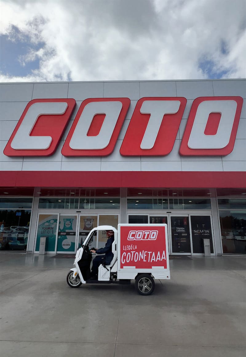 La Cotoneta es un nuevo servicio en motos eléctricas para pedidos chicos