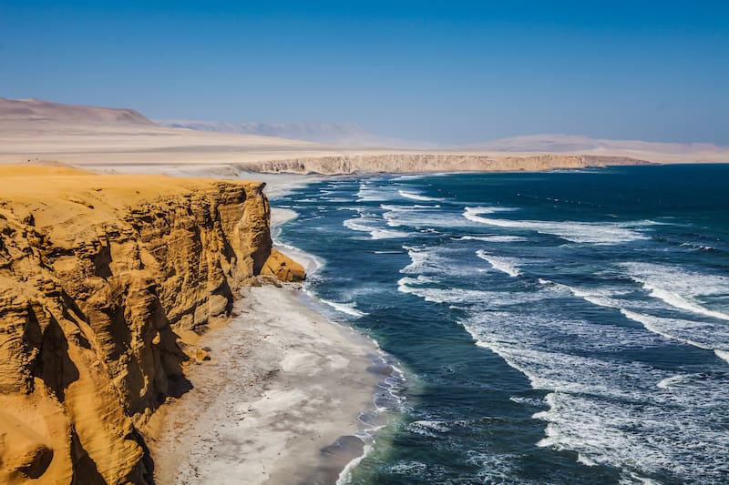 Paisaje de la Reserva Nacional de Paracas.