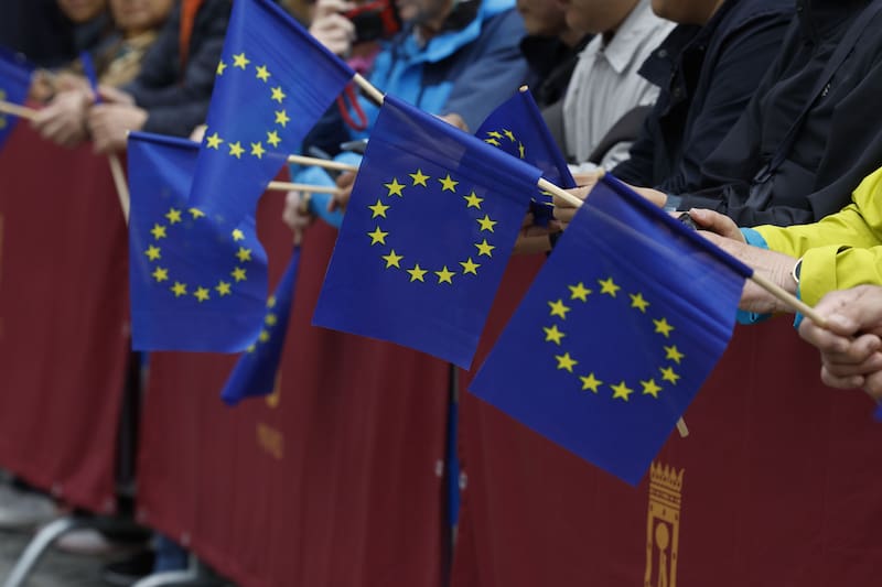 Crece el trabajo en la UE, pero la pobreza no deja de subir, advierte la Comisión Europea.