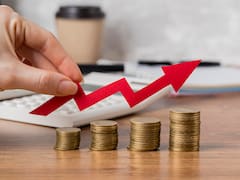 La economía española creció menos de lo previsto: el INE rebaja el PIB al 2,6%