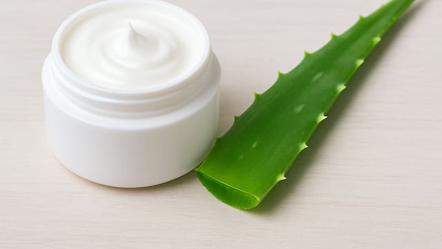 Cómo preparar una crema facial casera para mejorar la piel y recuperar el colágeno: fácil y rápido