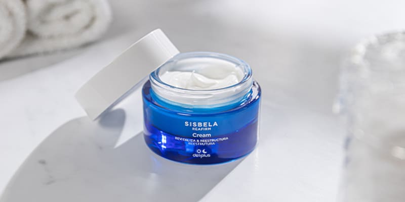 Esta crema de Mercadona elimina las arrugas y los signos de la edad: deja la piel firme y luminosa.