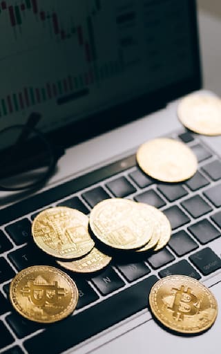 Criptomonedas: refuerzan controles y suben el piso impositivo