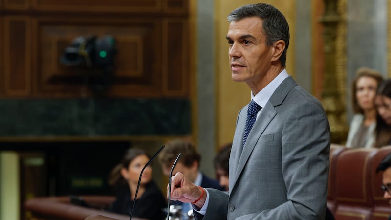El presidente del Gobierno ha transmitido su pésame por las dos víctimas fatales en el temporal de tormentas e inundaciones que afecta a Cataluña.
