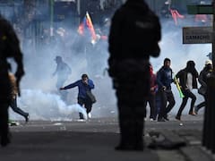 Bolivia en crisis: incidentes, bloqueos y caos en una marcha contra el presidente Rodrigo Paz
