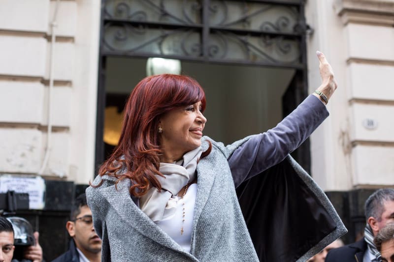 <div class="migrated-promo-image__description"><div class="migrated-promo-image__source">Fuente: prensa Cristina Kirchner</div></div>
