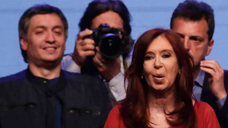 Cristina Kirchner, junto a su hijo Máximo Kirchner
