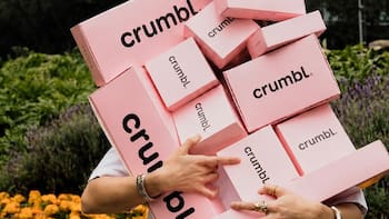 ¿Qué es Crumbl Cookies y por qué su llegada a México está generando tanto furor?