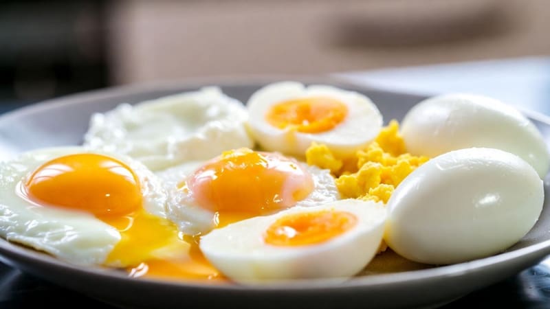¿Cuál es la manera correcta de consumir los huevos por la mañana? (Foto: Archivo).
