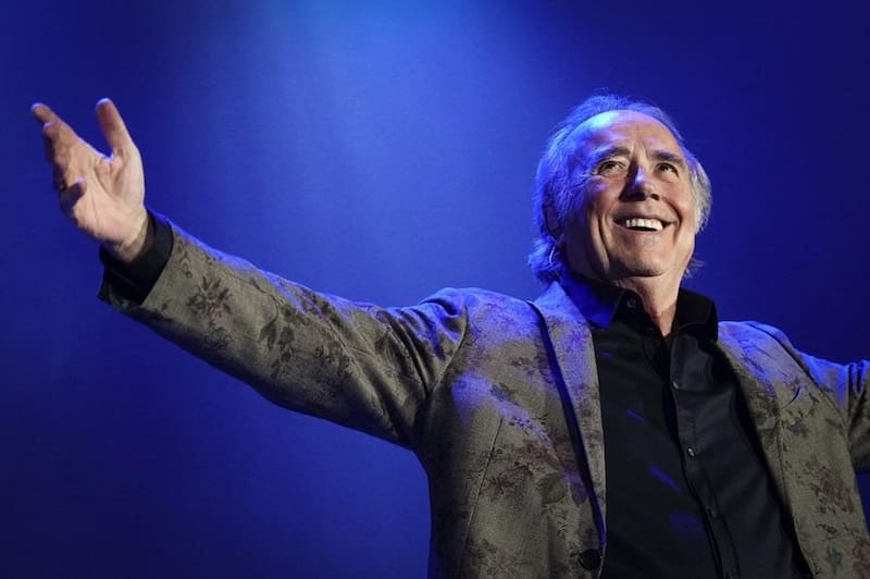 Este pueblo pesquero inspiró a Joan Manuel Serrat para sus canciones: destaca por sus encantadoras casas blancas y calas de aguas cristalinas. (Fuente: EFE).