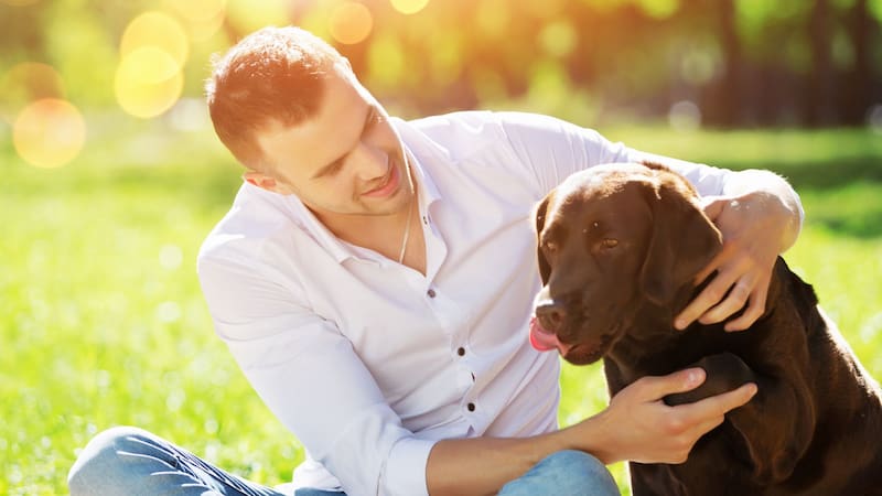Cuál es la razón de este popular comportamiento y qué dice la psicología al respecto.
Fuente: Shutterstock