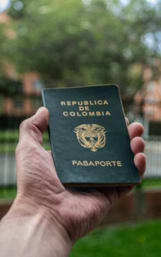 Nuevo pasaporte colombiano 2026: ¿qué pasa con el documento anterior y qué hacer si estoy por viajar?