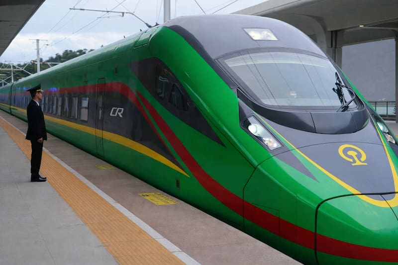 ¿Cuánto sale viajar en el tren más largo del mundo?