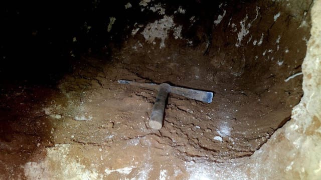 Cayeron piratas del tesoro en Tierra Santa: excavaban una tumba romana de 2,000 años para robar oro y joyas