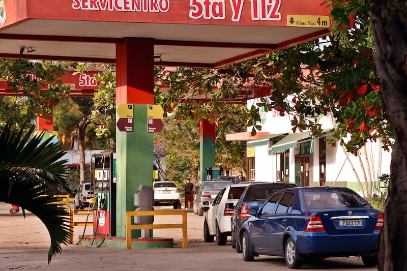 La interrupción del suministro desde Caracas reavivó el temor a un nuevo desabastecimiento de combustible.