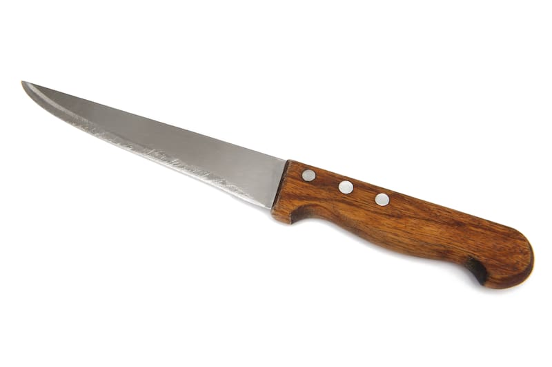 Por qué los cuchillos con mango de madera tienen círculos metálicos y para qué sirven realmente